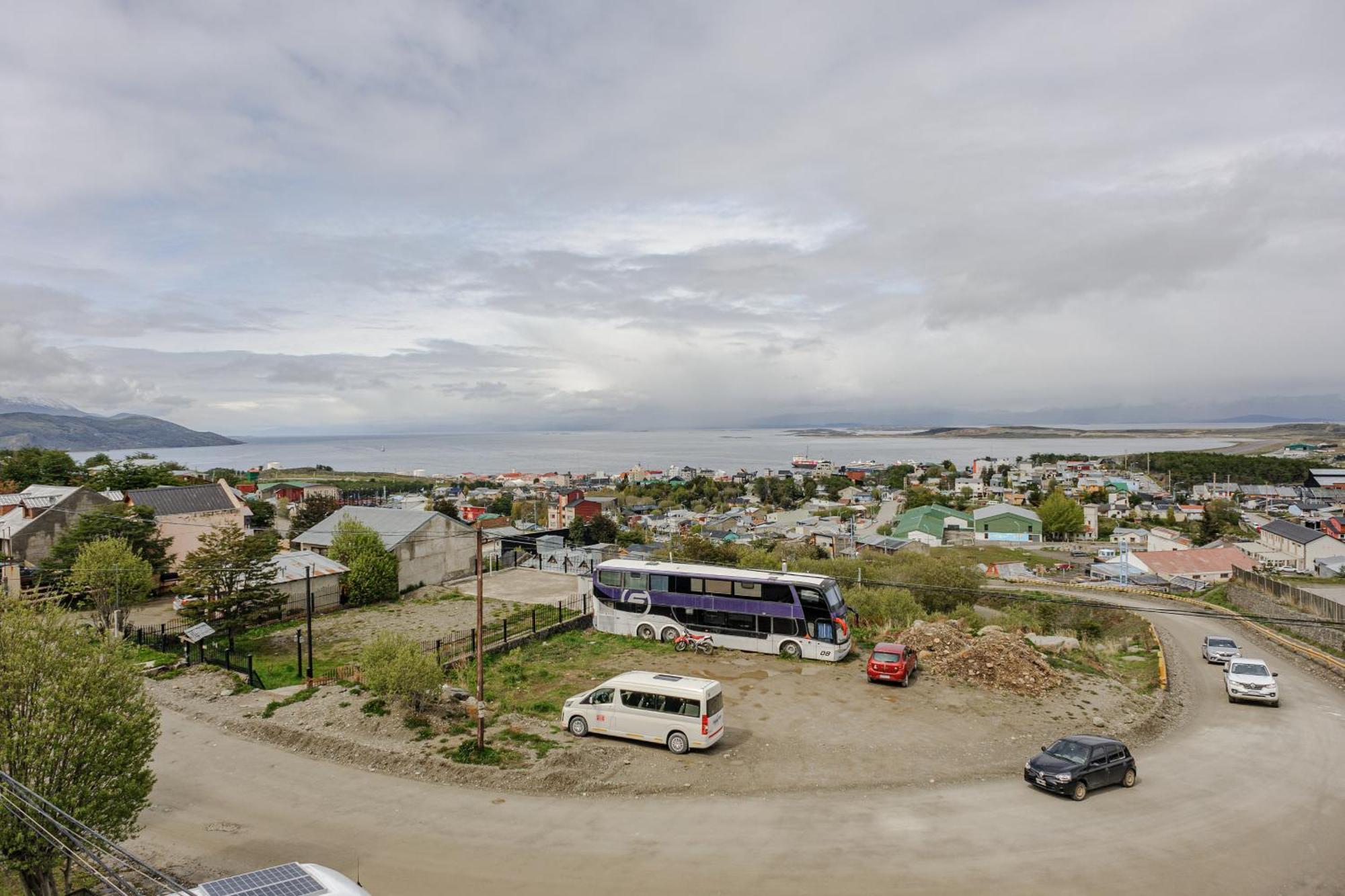 Gray Fox Apartments Las Aljabas Ushuaia Esterno foto